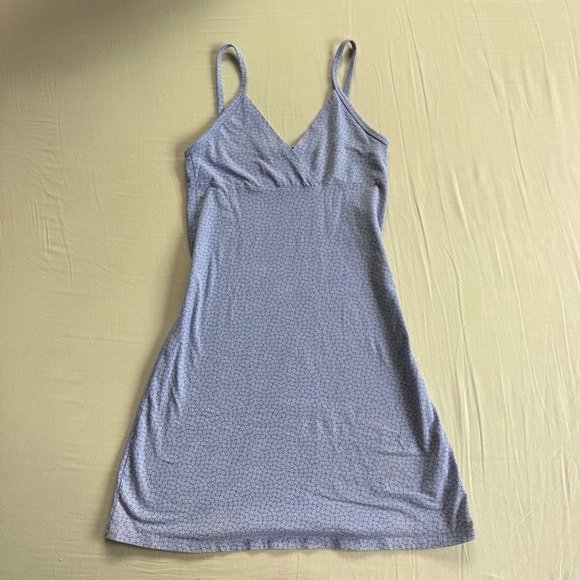 Brandy Melville Dresses & Skirts - Brandy Melville Amara Dress